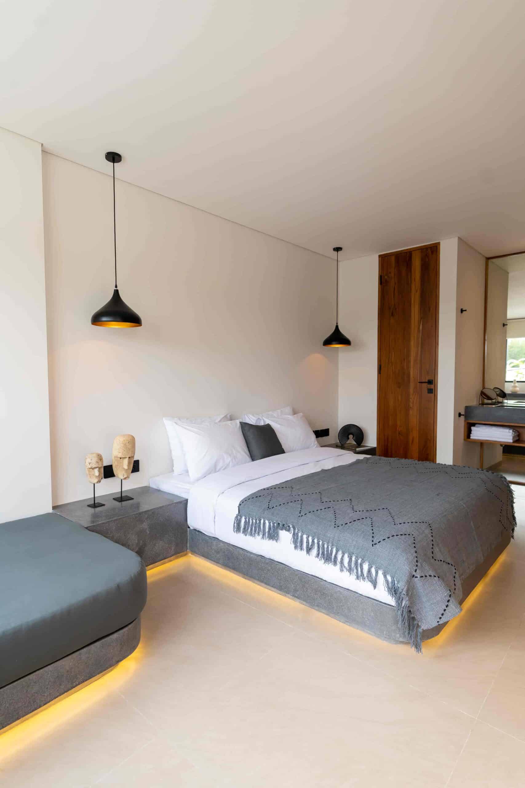 Tumbakbayuh II, bedroom 1