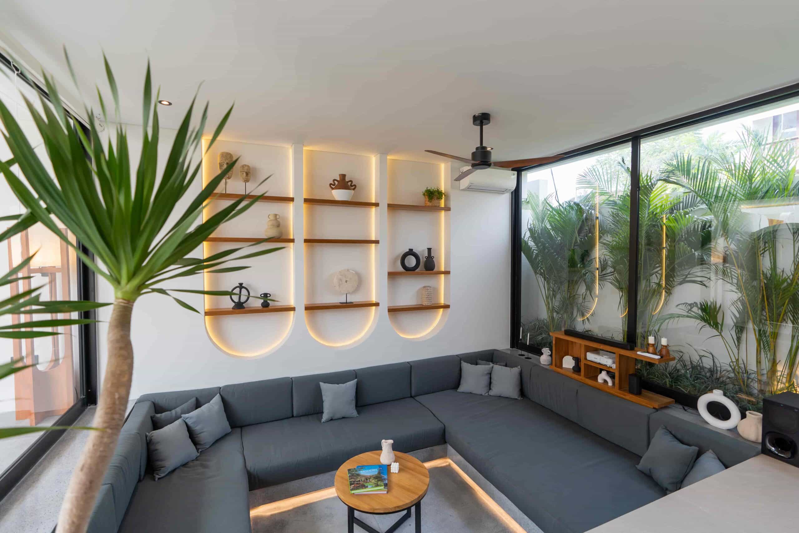 Tumbakbayuh II, living room