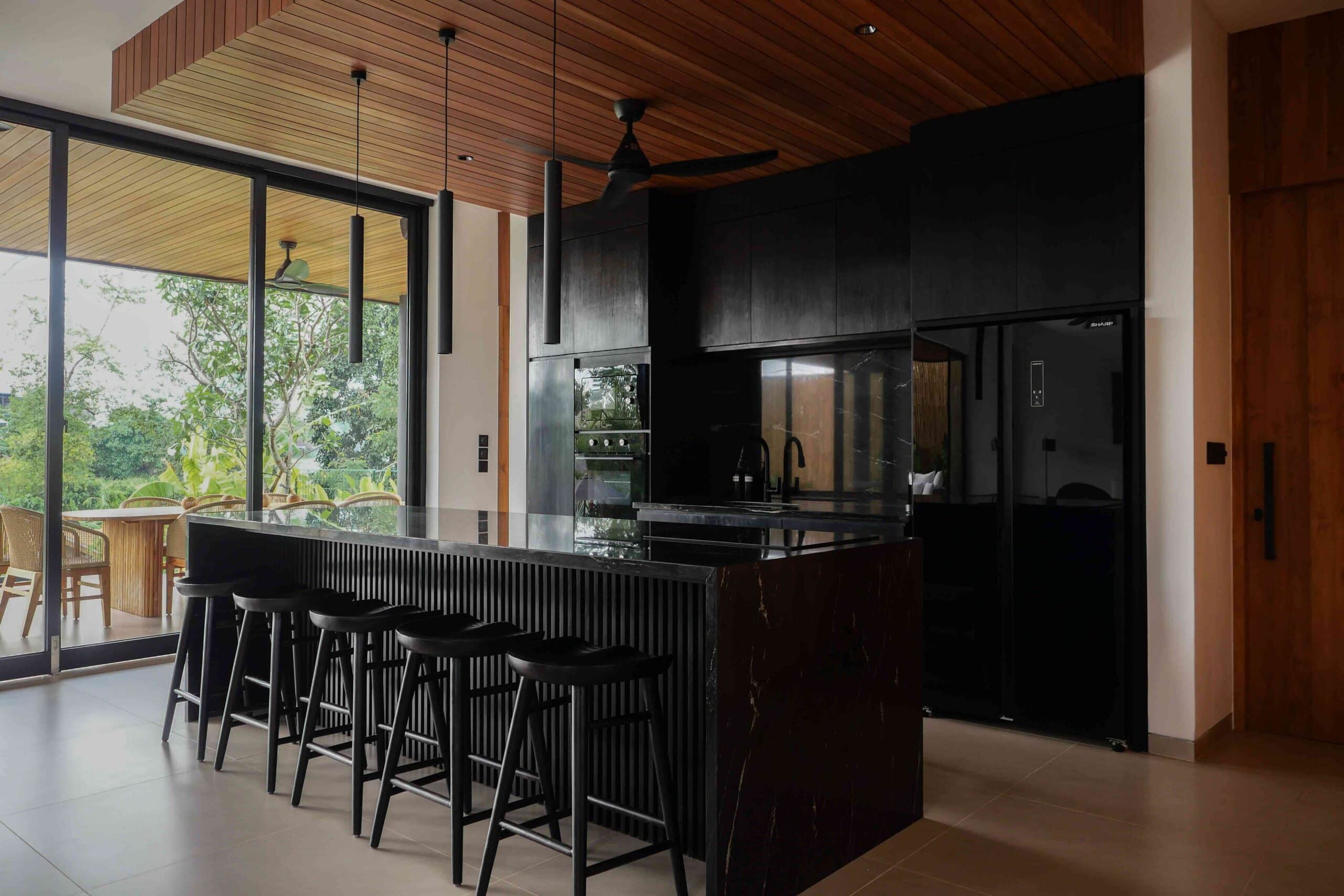 Betaka Villa Bar Table scaled