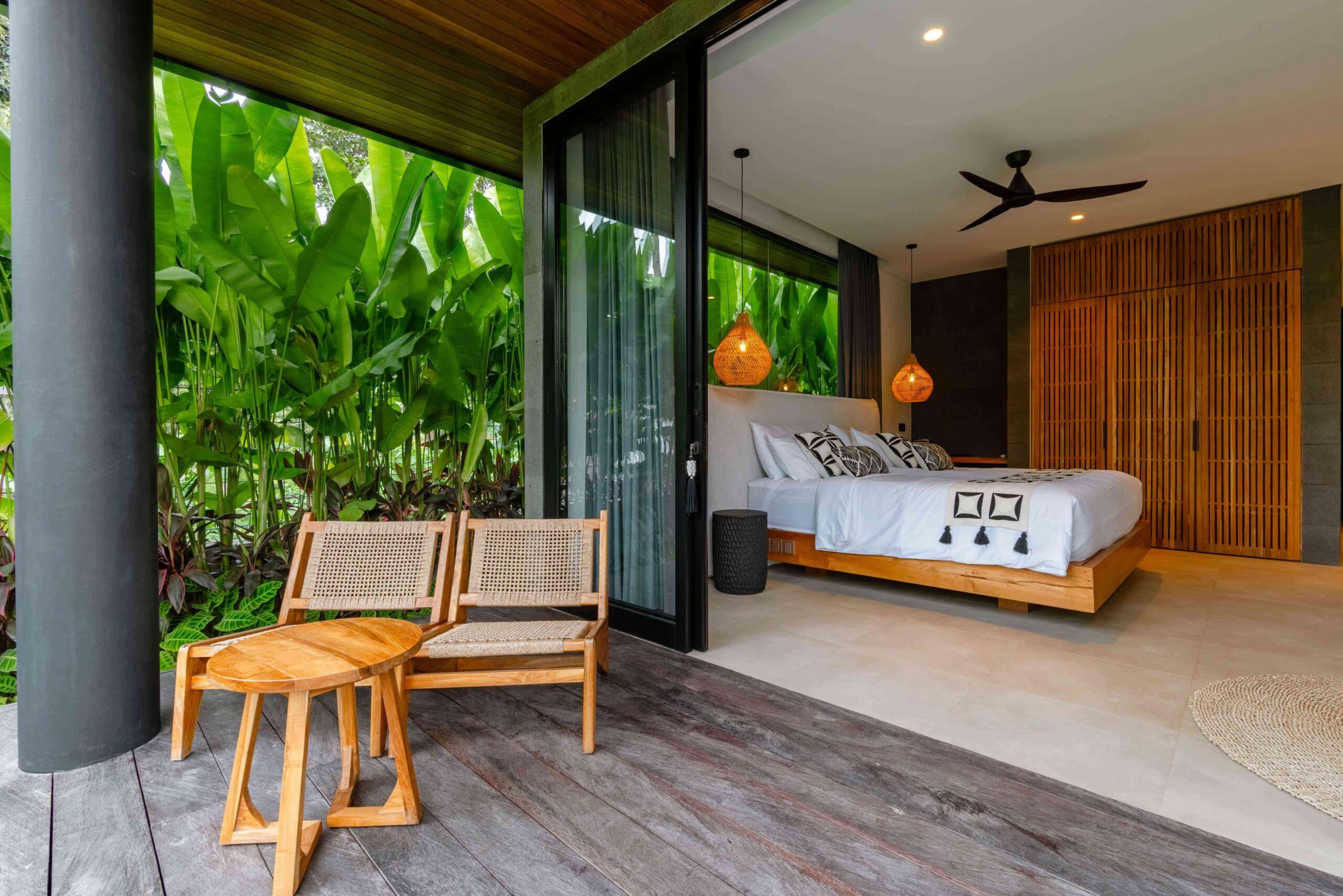 Betaka Villa Beroom 3 inside view scaled