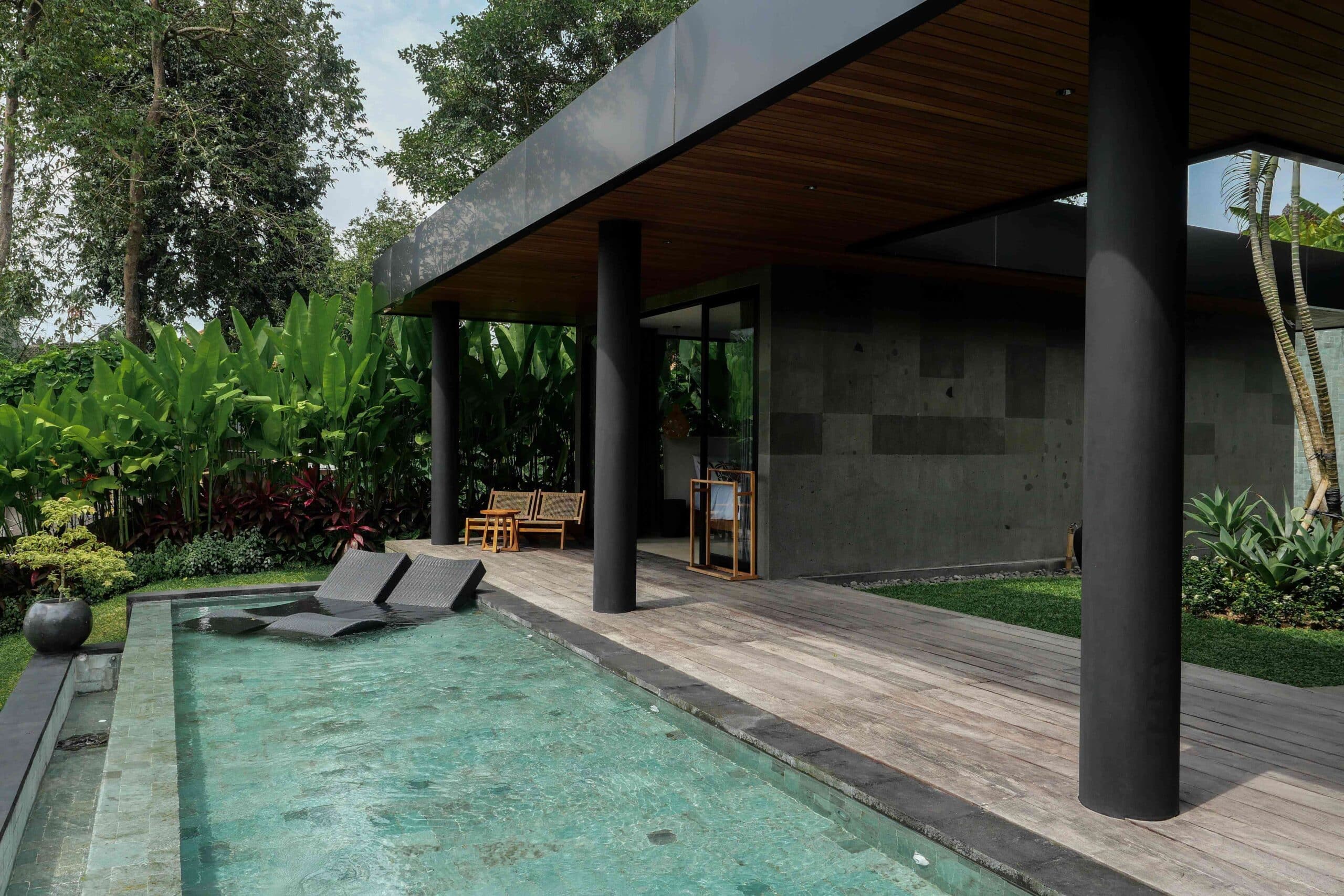 Betaka Villa Small Pool scaled