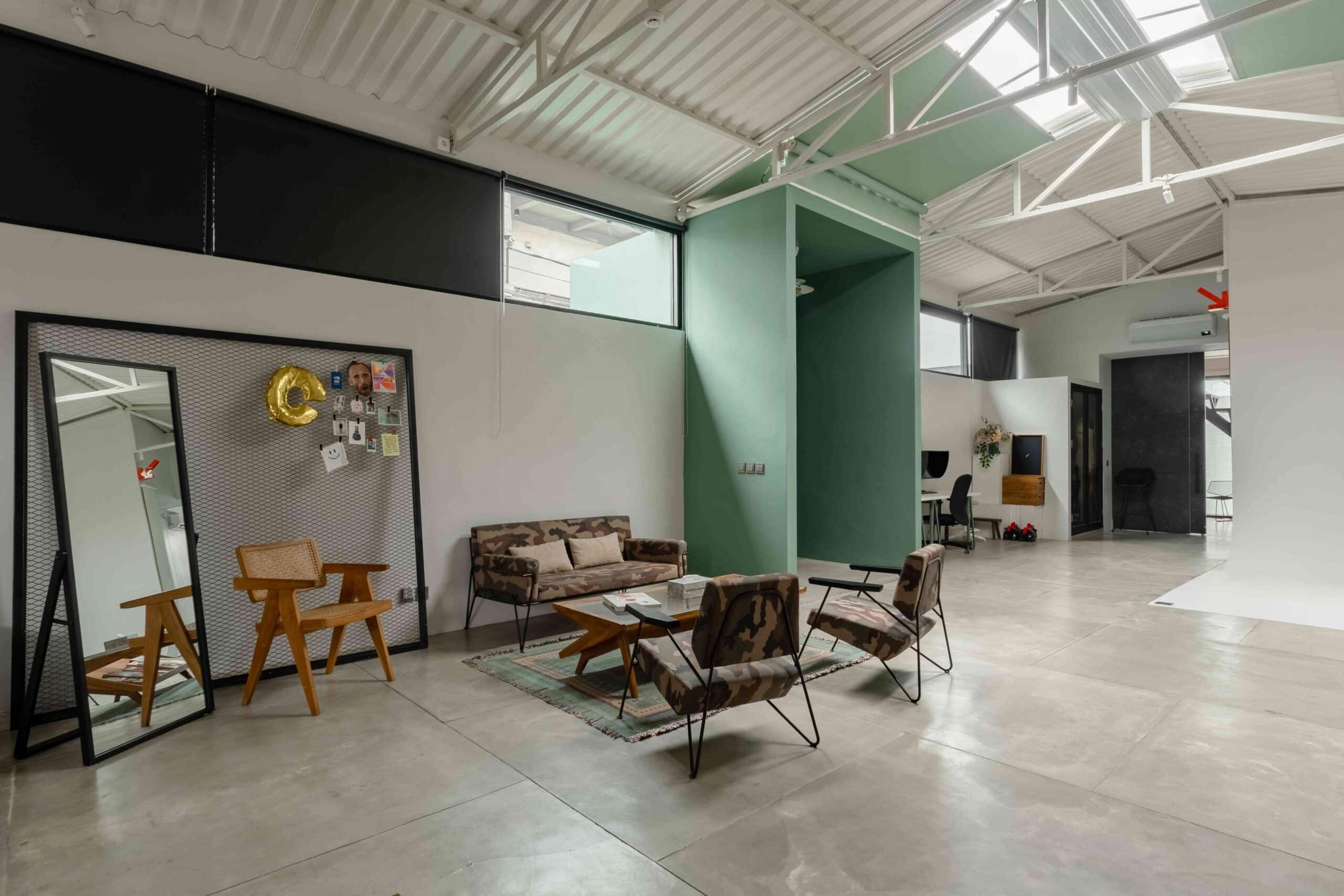 Supercool Studio 10