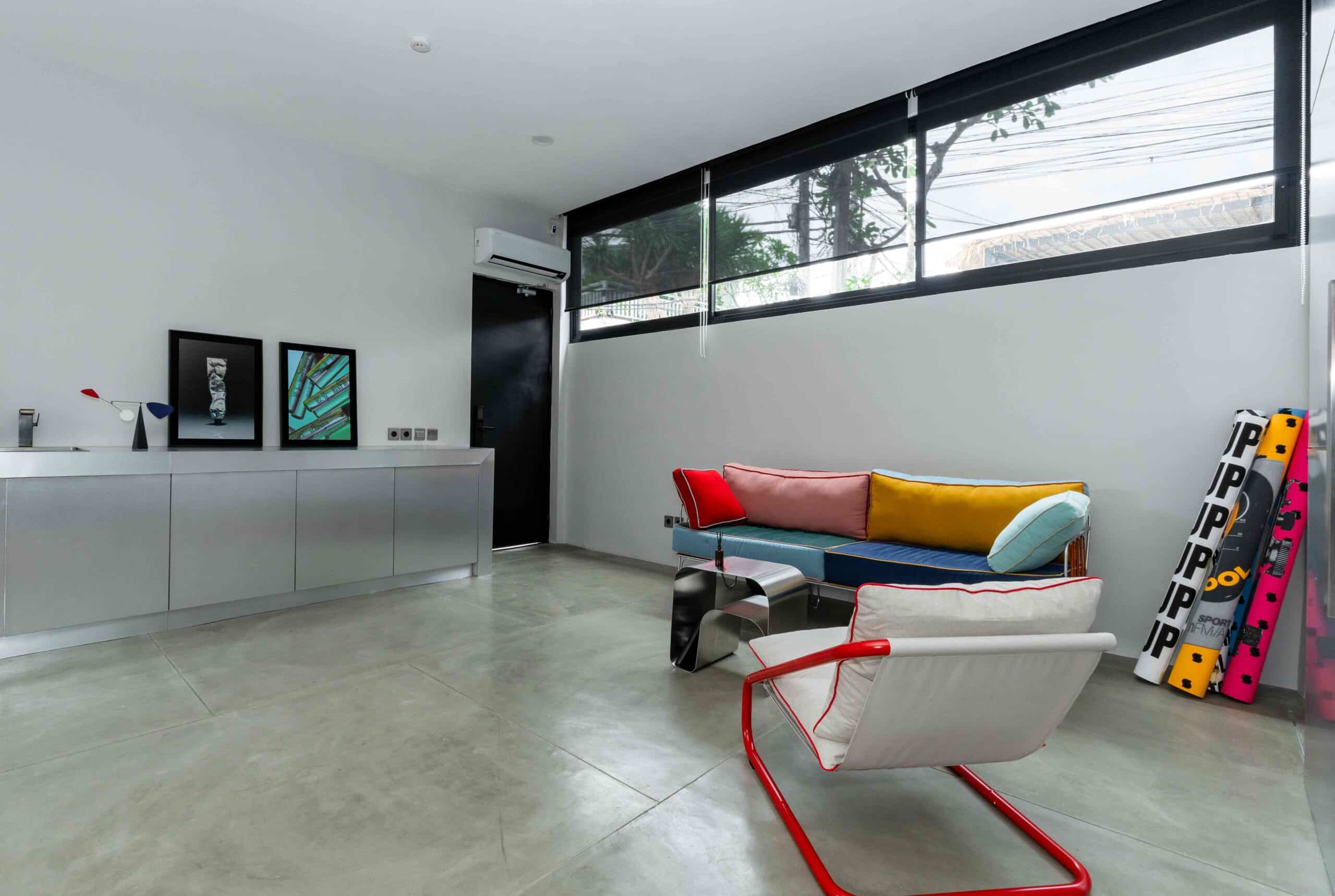 Supercool Studio 5b